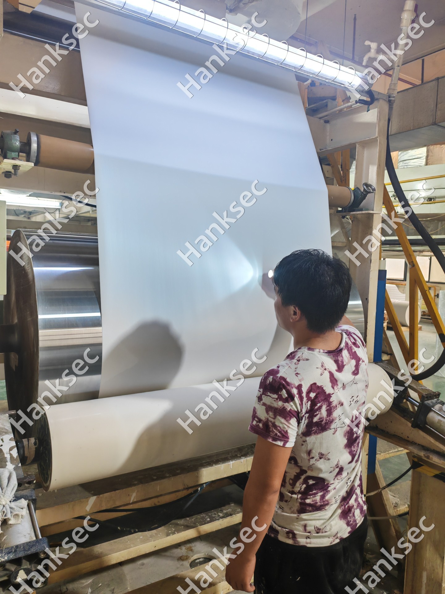 Destructible Vinyl Film Material Manufacturing