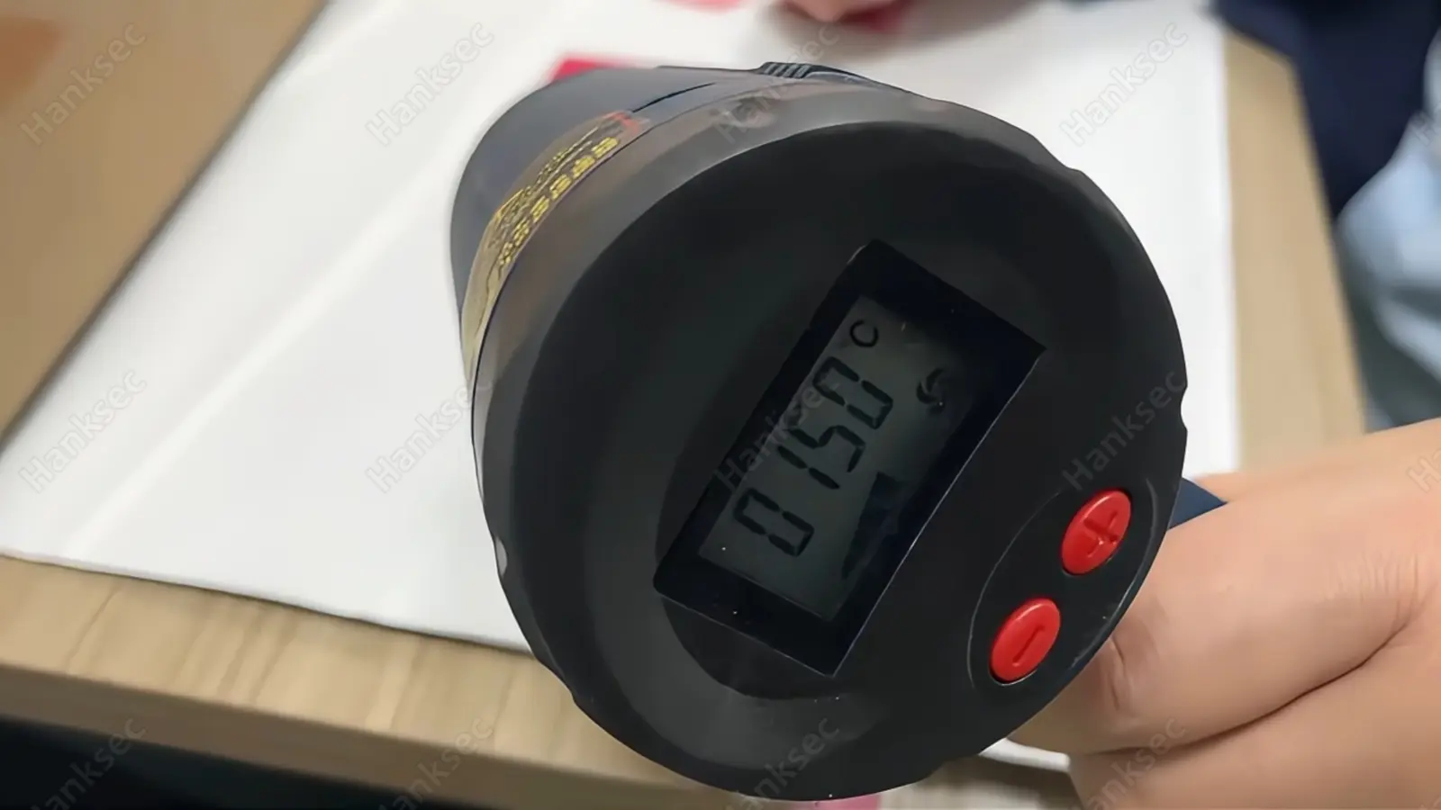 Hanksec tamper-evident label material high-temperature testing for adhesion stability and VOID performance.